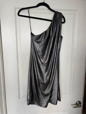 One-Shoulder Metallic Silver Party Dress